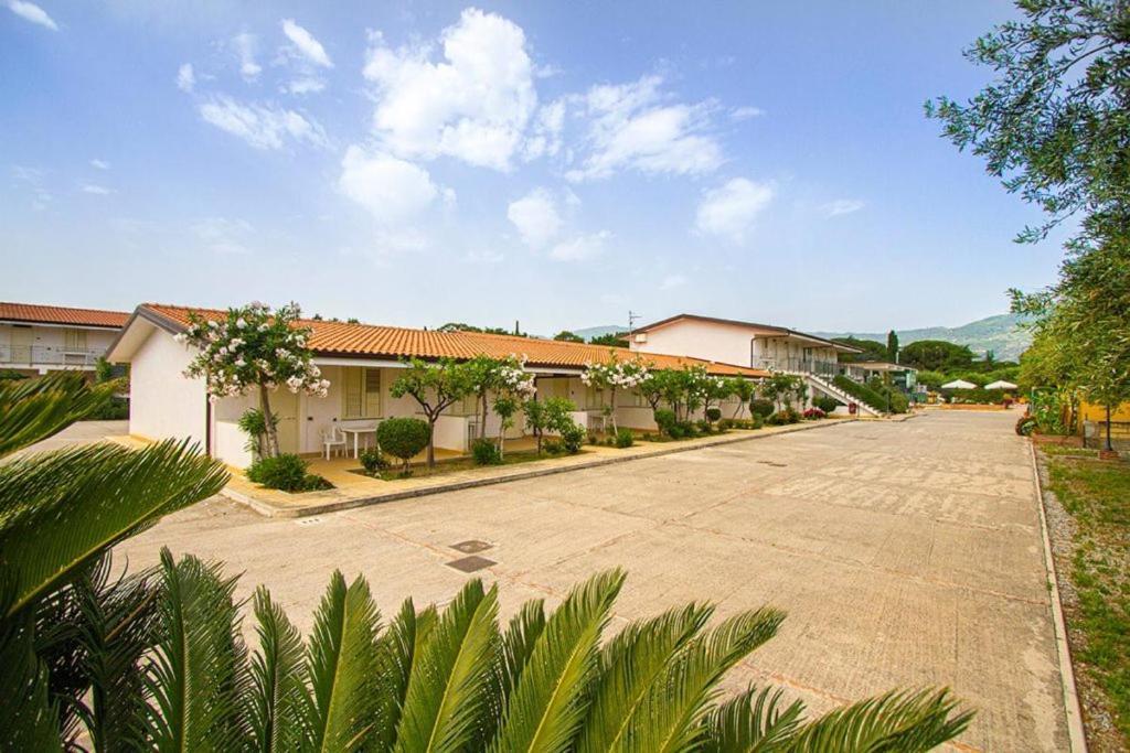 Medimare Residence Club Patti Exterior foto